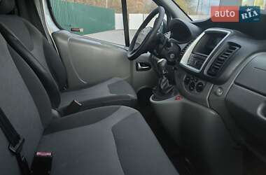 Минивэн Renault Trafic 2012 в 