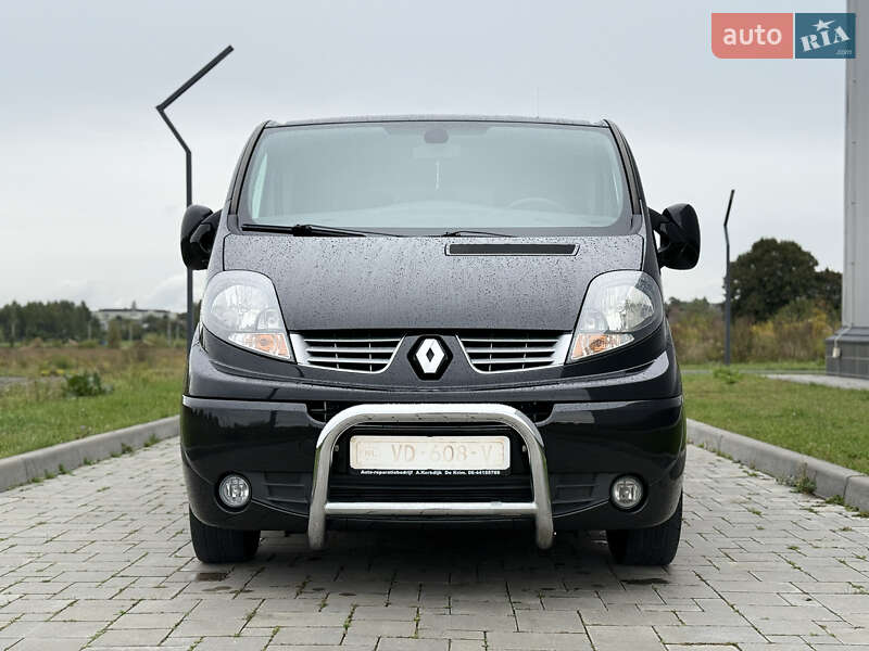 Мінівен Renault Trafic 2013 в Рівному
