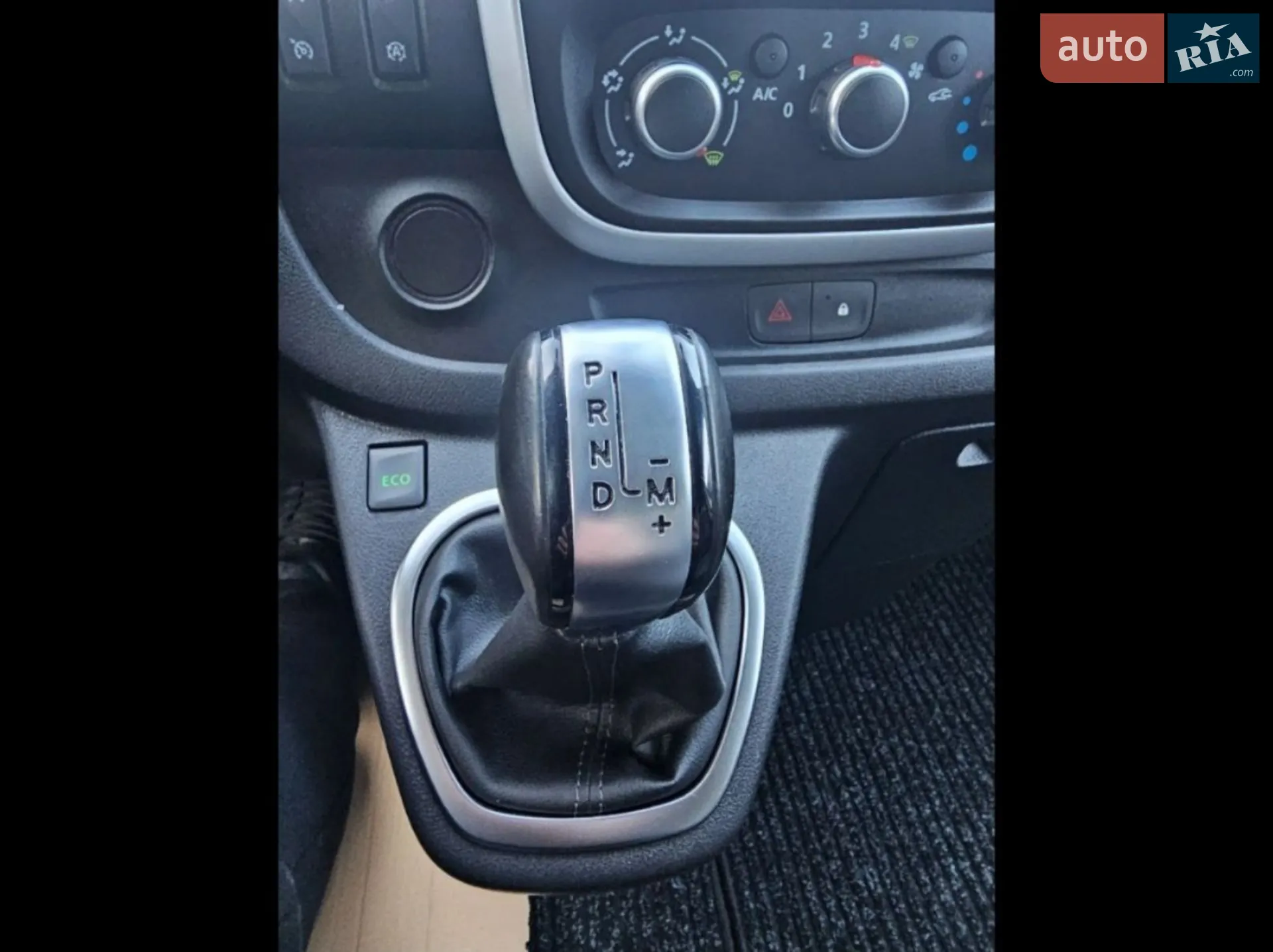 2021 Renault Trafic - мініатюра 22