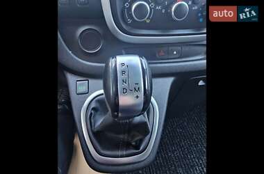 Минивэн Renault Trafic 2021 в 