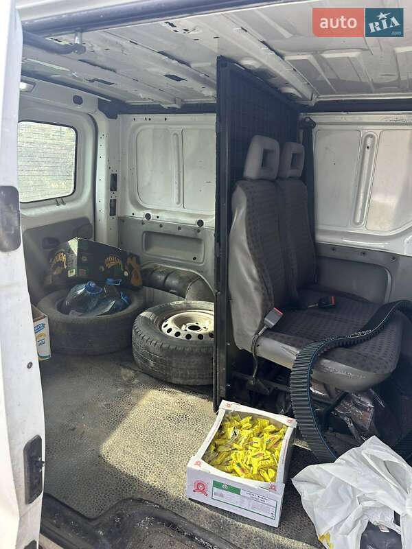 Минивэн Renault Trafic 2005 в Харькове фото 7 Минивэн Renault Trafic 2005 в Харькове