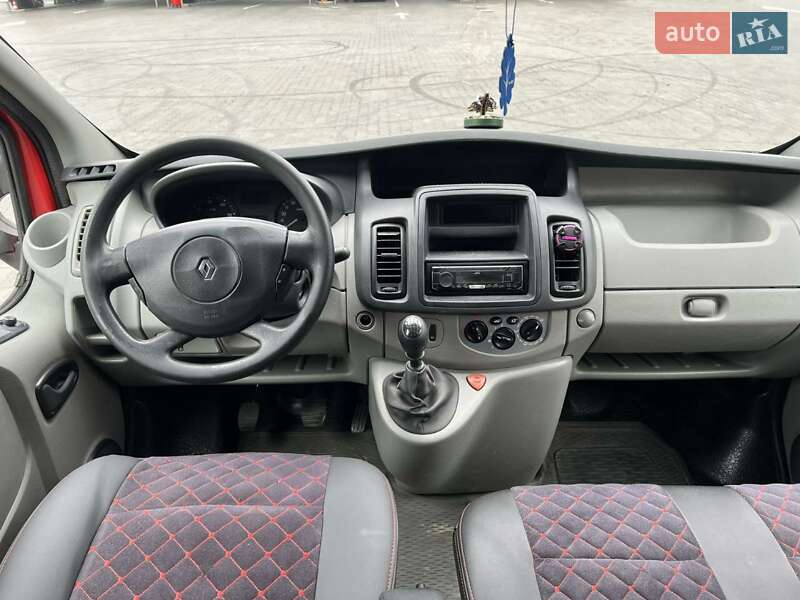 Минивэн Renault Trafic 2014 в Луцке фото 20 Минивэн Renault Trafic 2014 в Луцке
