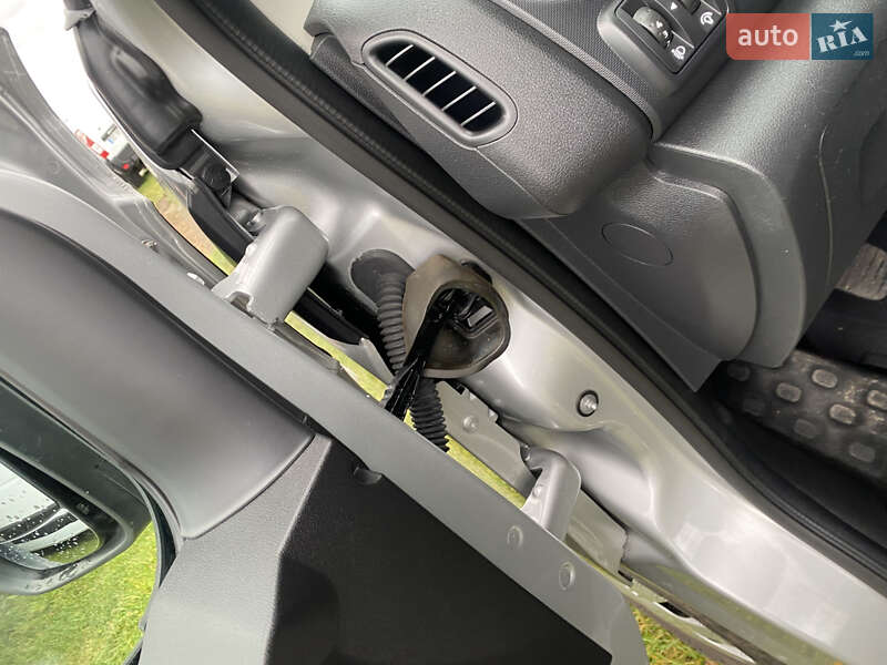 Вантажний фургон Renault Trafic 2021 в Дубні