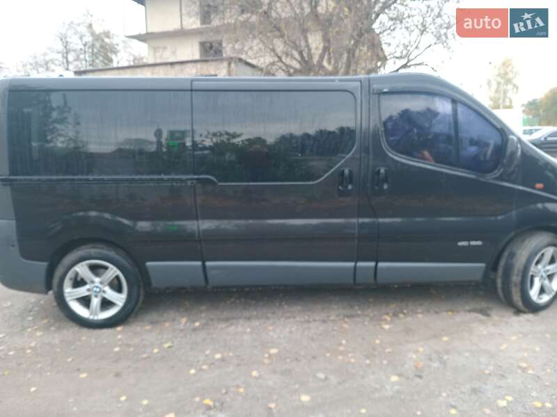 Мінівен Renault Trafic 2005 в Вінниці