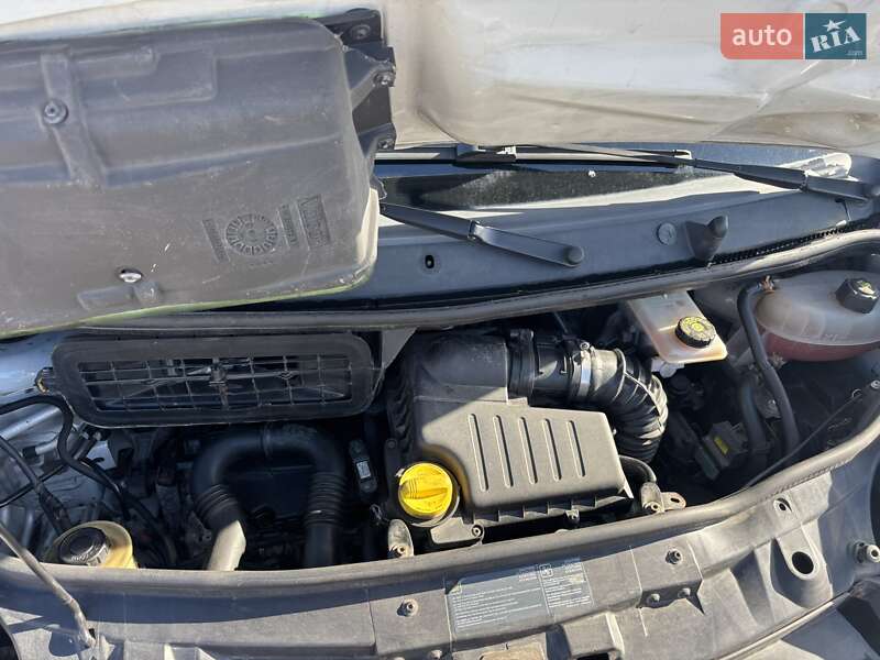 Минивэн Renault Trafic 2010 в Белой Церкви