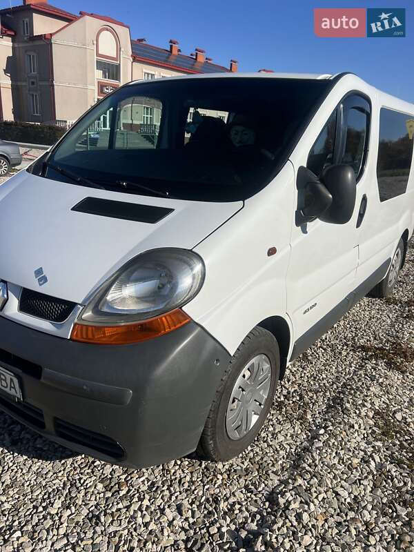Минивэн Renault Trafic 2003 в Черновцах фото 8 Минивэн Renault Trafic 2003 в Черновцах