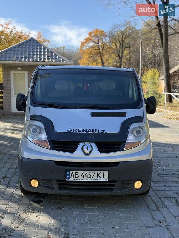 Минивэн Renault Trafic 2007 в Тульчине