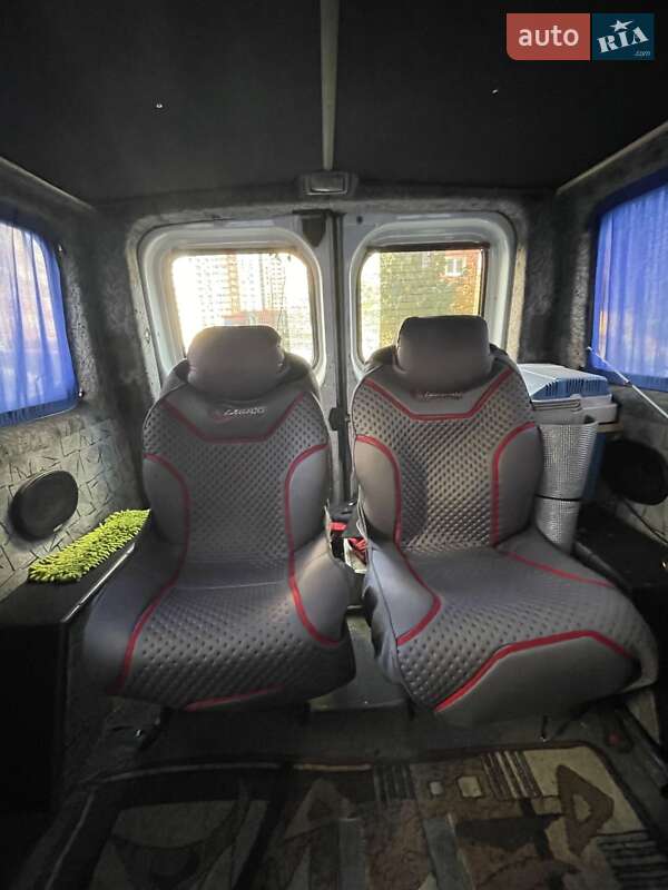 Мінівен Renault Trafic 2006 в Краснограді фото 3 Мінівен Renault Trafic 2006 в Краснограді