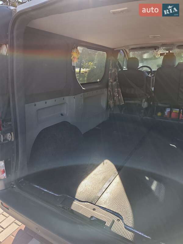 Грузовой фургон Renault Trafic 2013 в Измаиле
