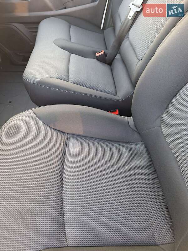 Грузовой фургон Renault Trafic 2023 в Черновцах