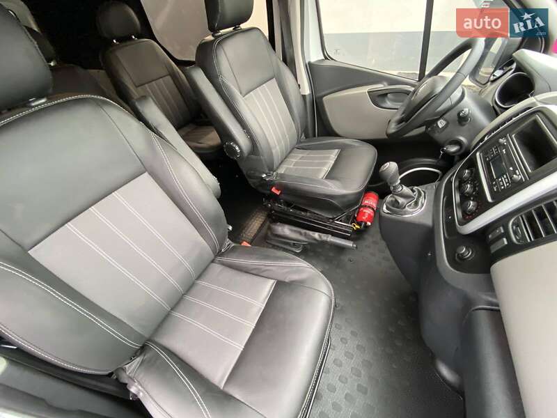 Грузовой фургон Renault Trafic 2015 в Ковеле фото 45 Грузовой фургон Renault Trafic 2015 в Ковеле