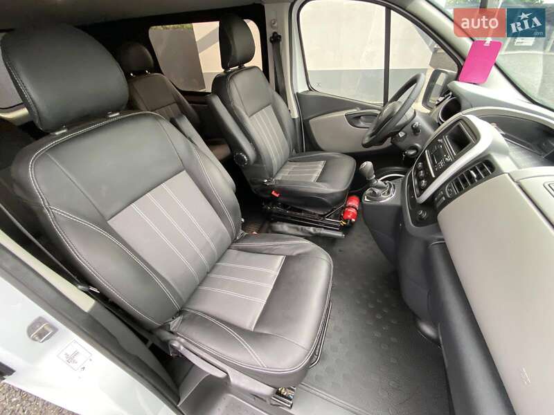 Грузовой фургон Renault Trafic 2015 в Ковеле фото 51 Грузовой фургон Renault Trafic 2015 в Ковеле