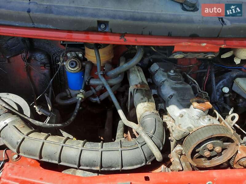 Грузовой фургон Renault Trafic 1994 в Кицмани фото 6 Грузовой фургон Renault Trafic 1994 в Кицмани