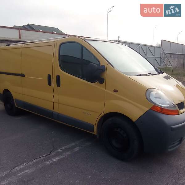 Грузовой фургон Renault Trafic 2005 в Виннице