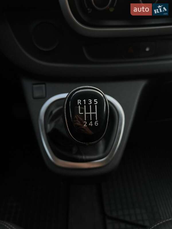 Грузовой фургон Renault Trafic 2020 в Дубно фото 46 Грузовой фургон Renault Trafic 2020 в Дубно