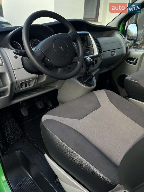 Минивэн Renault Trafic 2013 в Дубно