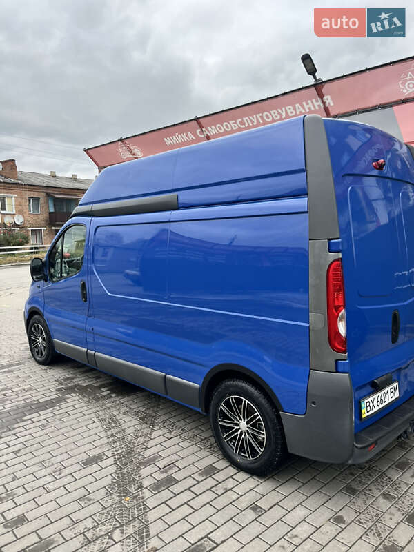 Микроавтобус грузовой (до 3,5т) Renault Trafic 2006 в Полонном фото 4 Микроавтобус грузовой (до 3,5т) Renault Trafic 2006 в Полонном