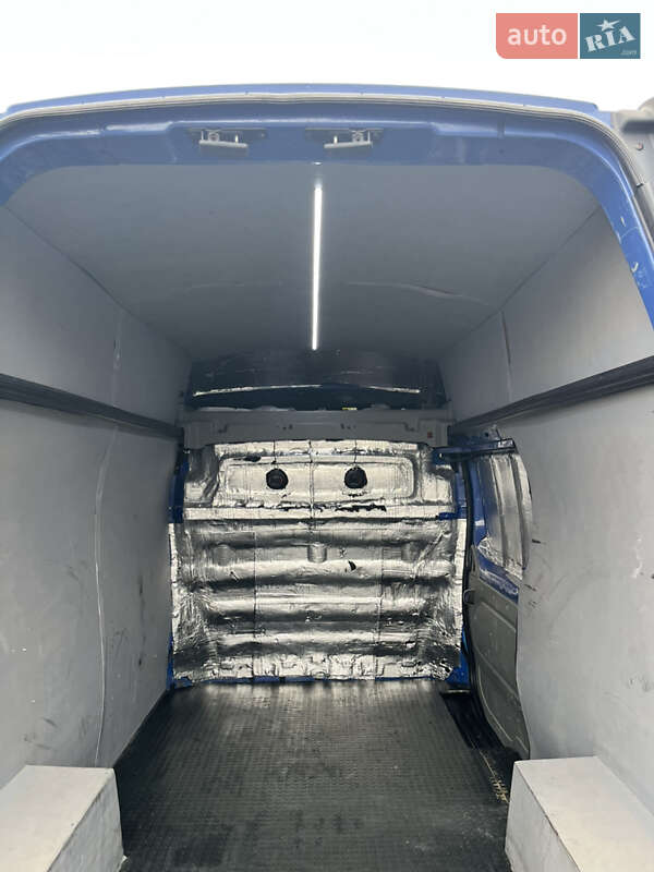 Микроавтобус грузовой (до 3,5т) Renault Trafic 2006 в Полонном фото 33 Микроавтобус грузовой (до 3,5т) Renault Trafic 2006 в Полонном