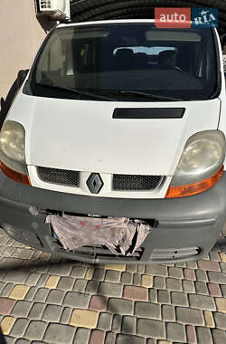 Мінівен Renault Trafic 2005 в Кривому Розі