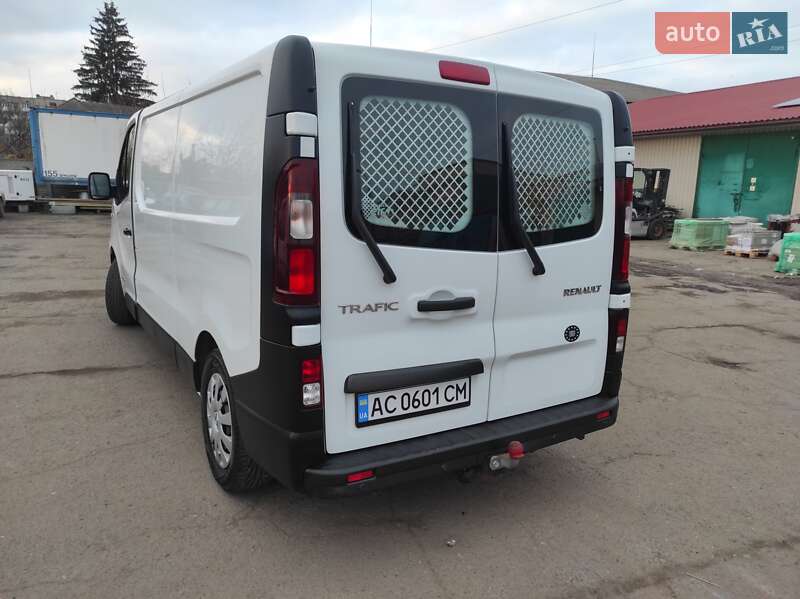 Грузовой фургон Renault Trafic 2016 в Луцке