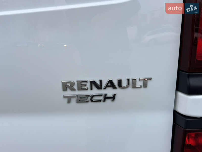 Грузовой фургон Renault Trafic 2017 в Луцке