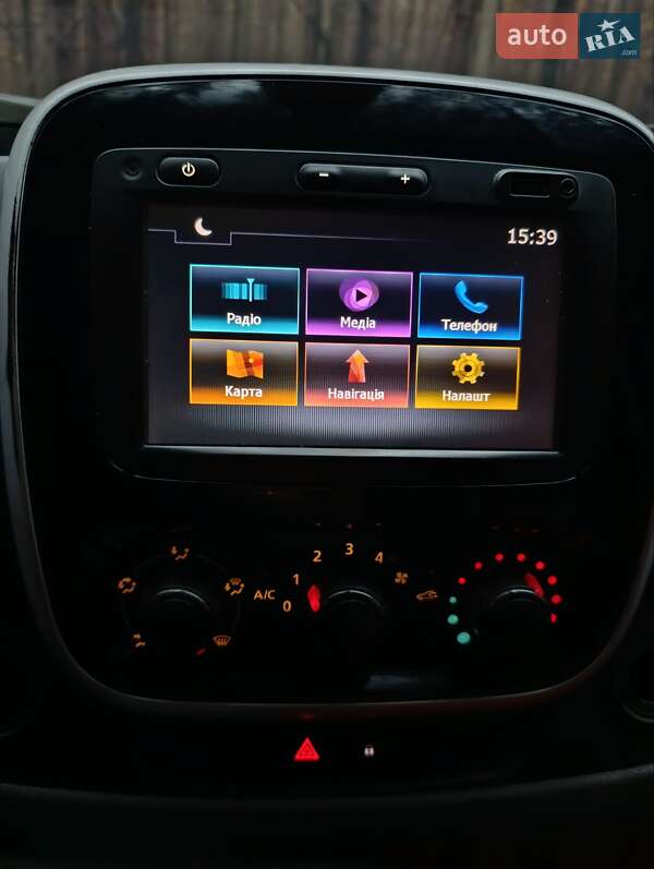 Минивэн Renault Trafic 2019 в Житомире фото 4 Минивэн Renault Trafic 2019 в Житомире