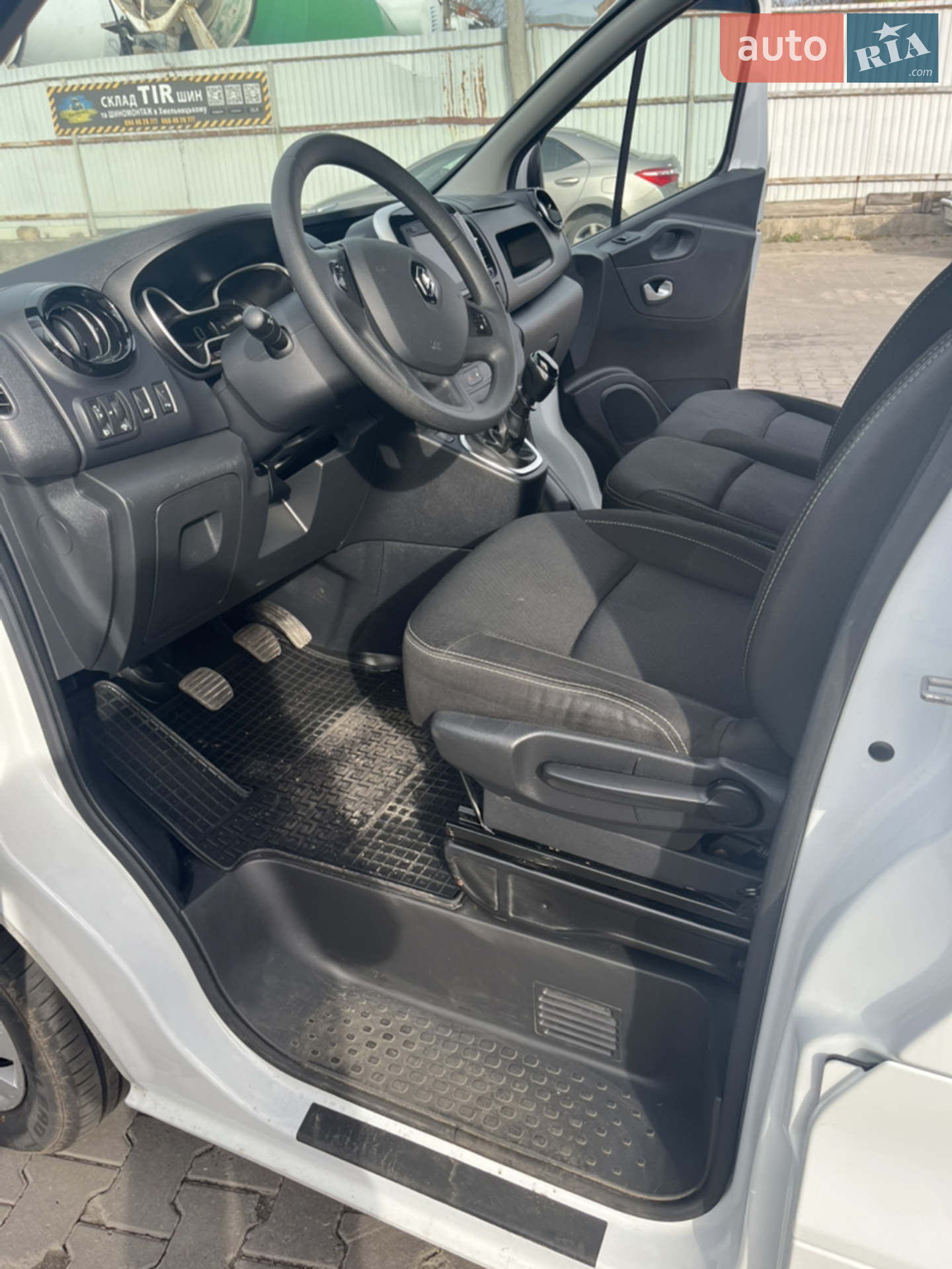 2020 Renault Trafic - мініатюра 23