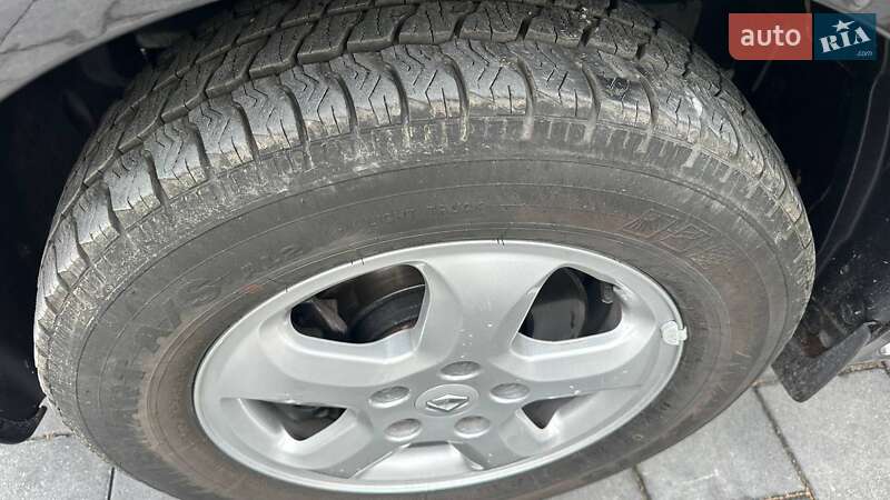 Мінівен Renault Trafic 2011 в Дубні фото 15 Мінівен Renault Trafic 2011 в Дубні