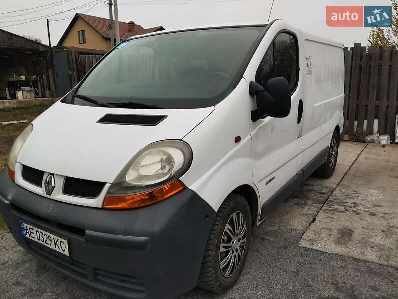 Минивэн Renault Trafic 2006 в Днепре
