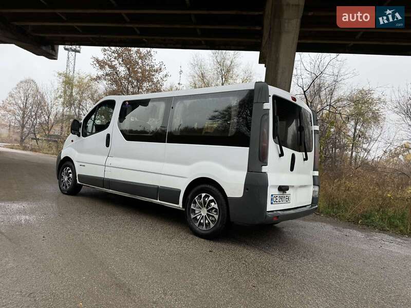 Минивэн Renault Trafic 2006 в Днепре