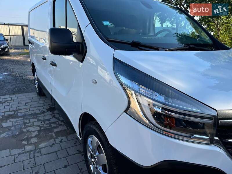 Вантажний фургон Renault Trafic 2020 в Дубні