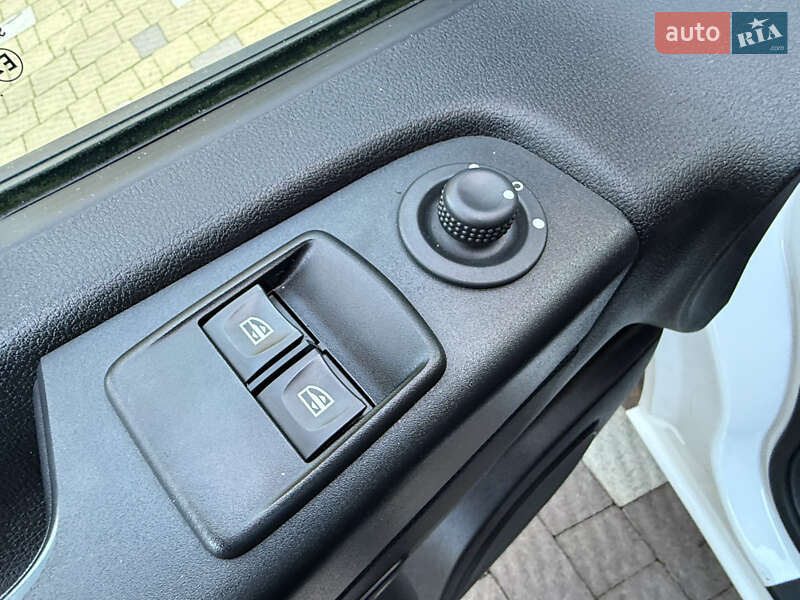 Грузовой фургон Renault Trafic 2021 в Дрогобыче фото 46 Грузовой фургон Renault Trafic 2021 в Дрогобыче