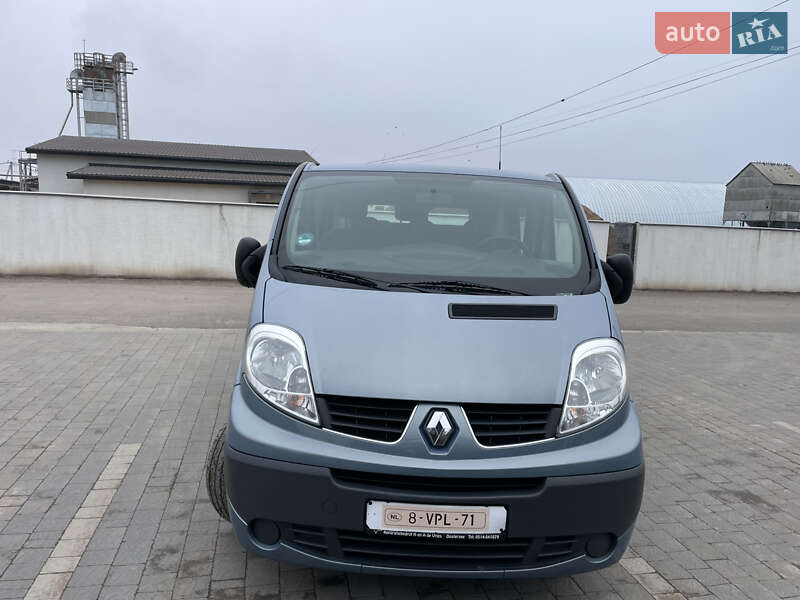 Минивэн Renault Trafic 2012 в Дубно