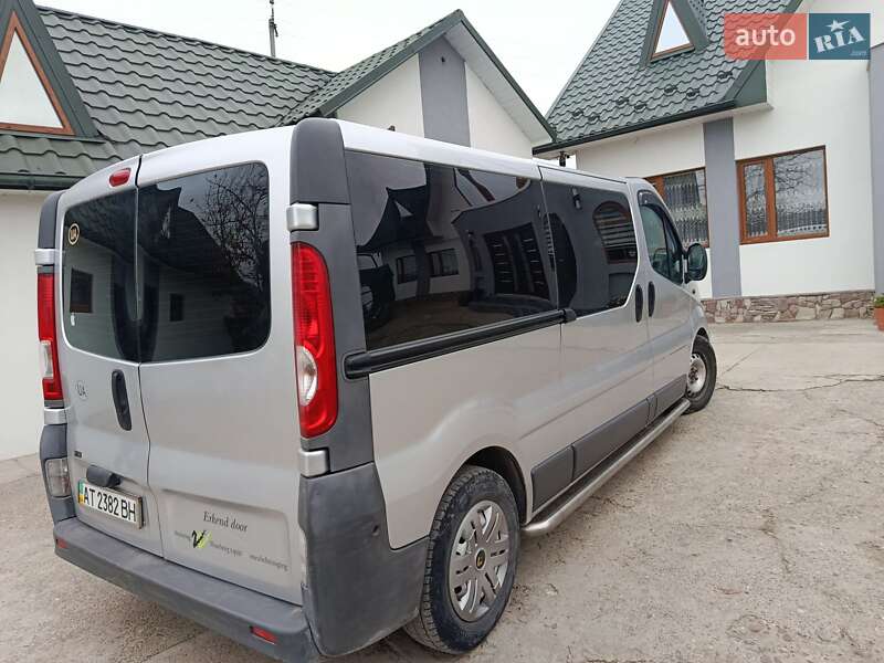 Мінівен Renault Trafic 2007 в Івано-Франківську фото 2 Мінівен Renault Trafic 2007 в Івано-Франківську