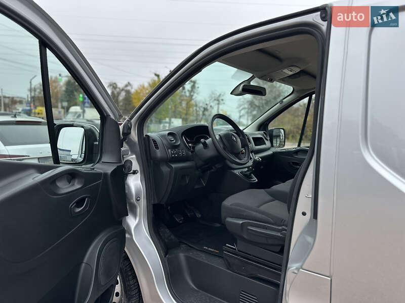 Вантажний фургон Renault Trafic 2021 в Рівному
