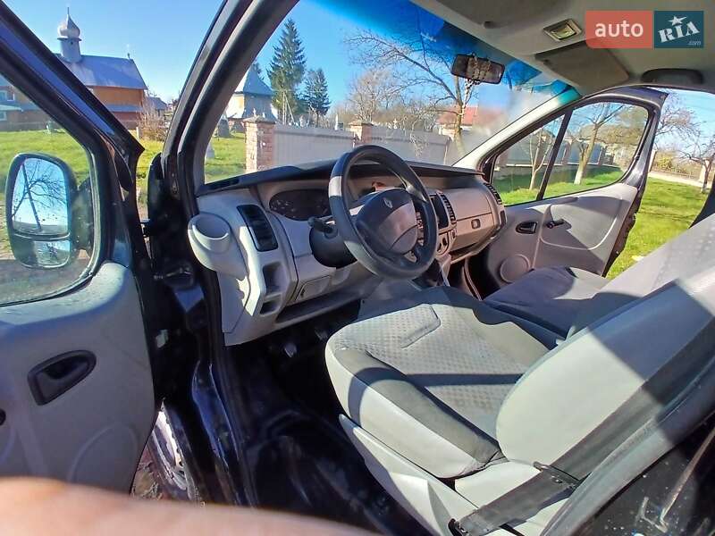 Мінівен Renault Trafic 2007 в Дрогобичі