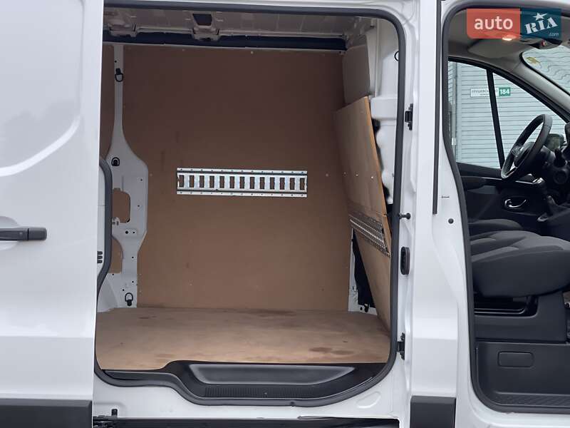 Грузовой фургон Renault Trafic 2022 в Дубно