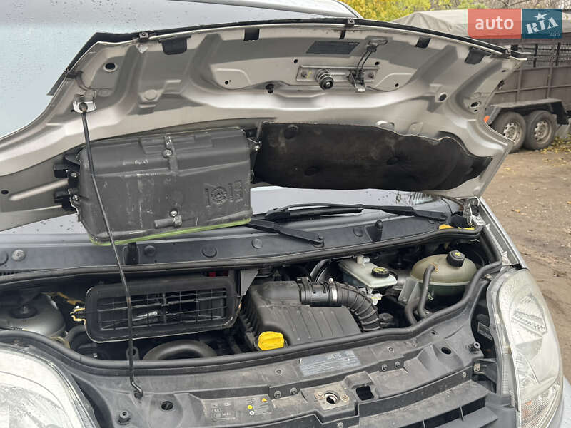 Микроавтобус грузовой (до 3,5т) Renault Trafic 2014 в Василькове