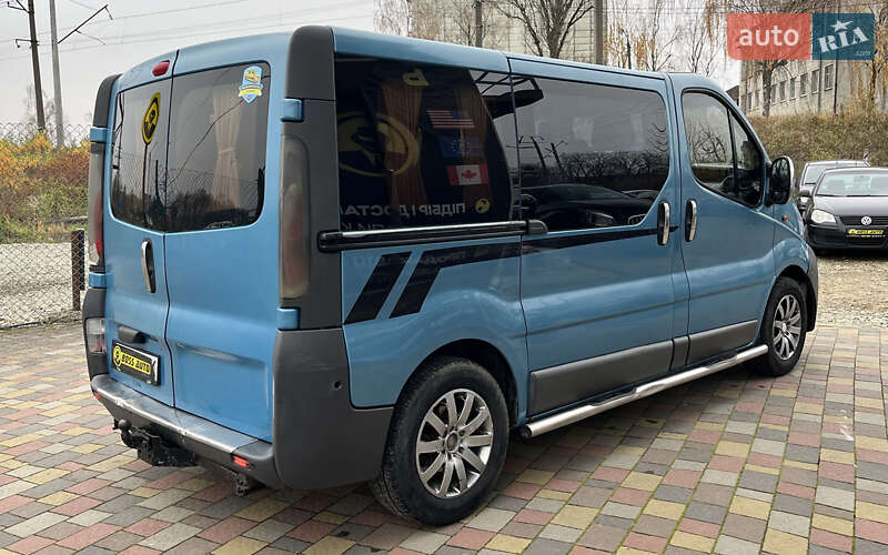 Минивэн Renault Trafic 2003 в Стрые