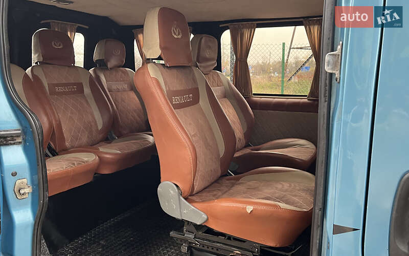 Минивэн Renault Trafic 2003 в Стрые