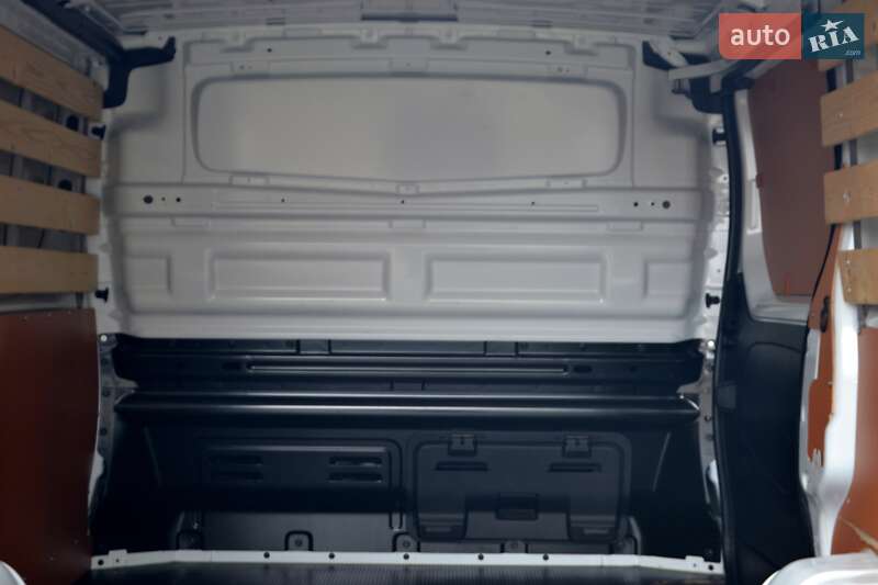 Вантажний фургон Renault Trafic 2021 в Хмельницькому фото 153 Вантажний фургон Renault Trafic 2021 в Хмельницькому