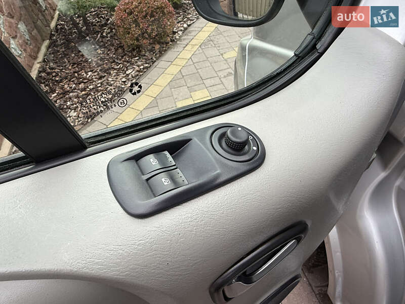 Минивэн Renault Trafic 2013 в Тернополе