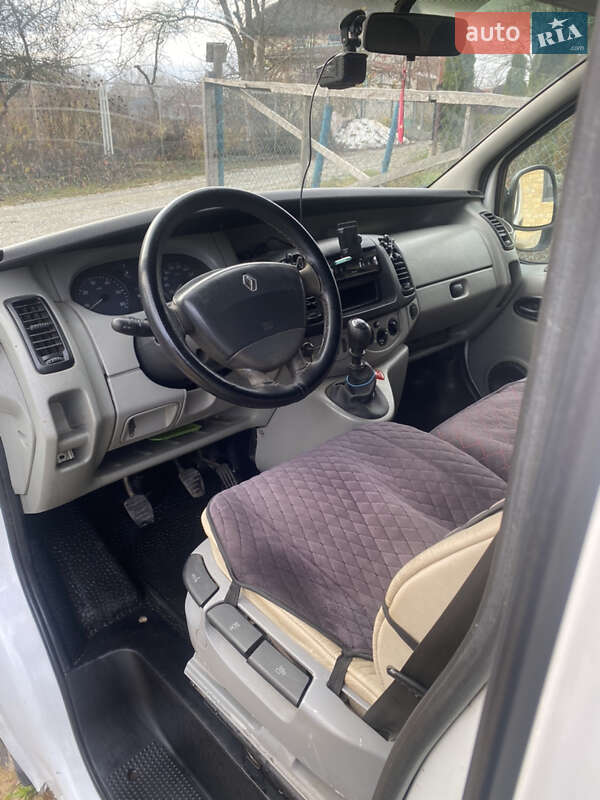 Грузовой фургон Renault Trafic 2002 в Тернополе фото 10 Грузовой фургон Renault Trafic 2002 в Тернополе