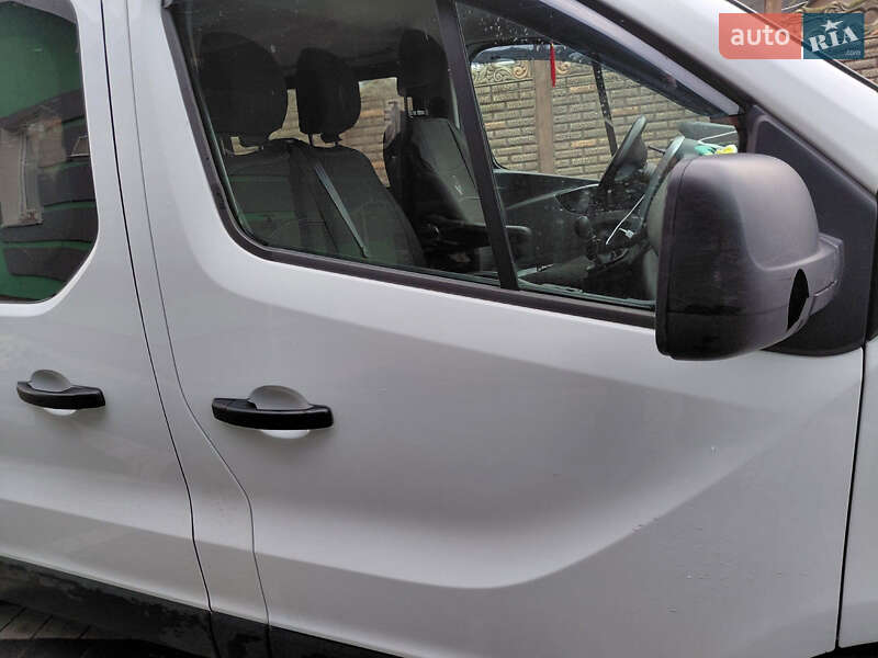 Минивэн Renault Trafic 2015 в Бродах фото 7 Минивэн Renault Trafic 2015 в Бродах