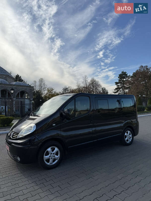 Минивэн Renault Trafic 2011 в Измаиле фото 2 Минивэн Renault Trafic 2011 в Измаиле