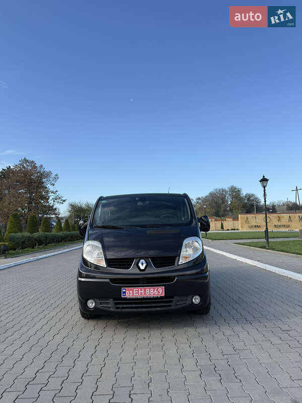 Минивэн Renault Trafic 2011 в Измаиле фото 6 Минивэн Renault Trafic 2011 в Измаиле
