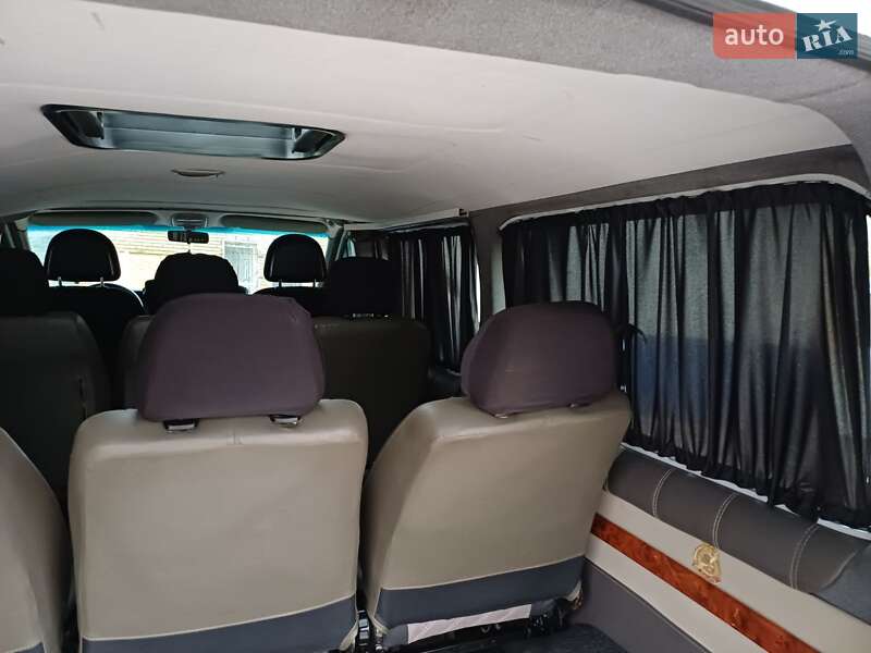 Минивэн Renault Trafic 2008 в Каменском