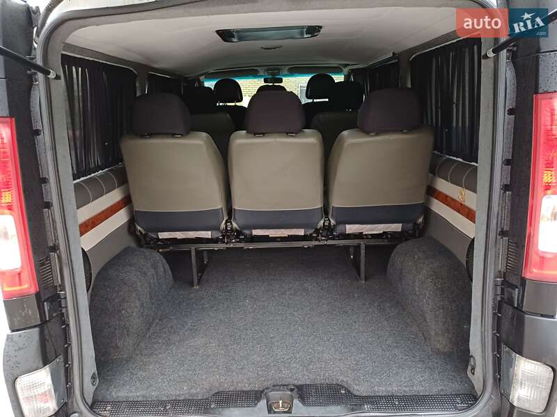 Минивэн Renault Trafic 2008 в Каменском