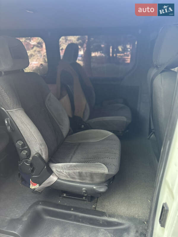 Мінівен Renault Trafic 2002 в Торчині