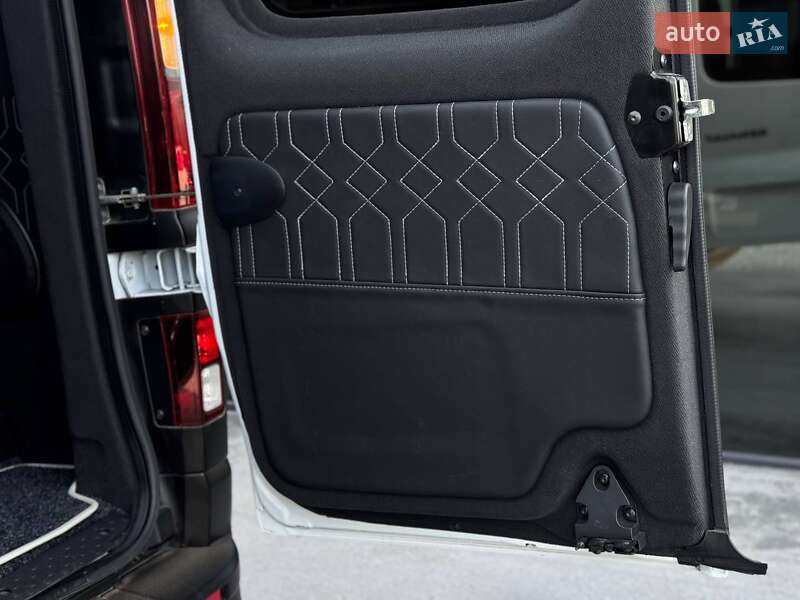 Минивэн Renault Trafic 2022 в Ровно фото 22 Минивэн Renault Trafic 2022 в Ровно